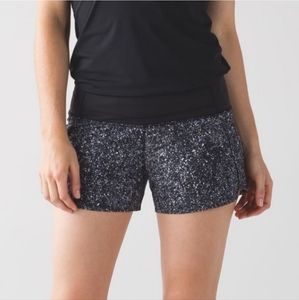 Lululemon Athletica Run Times Mini Splatter White Black Running Shorts 4" - 10